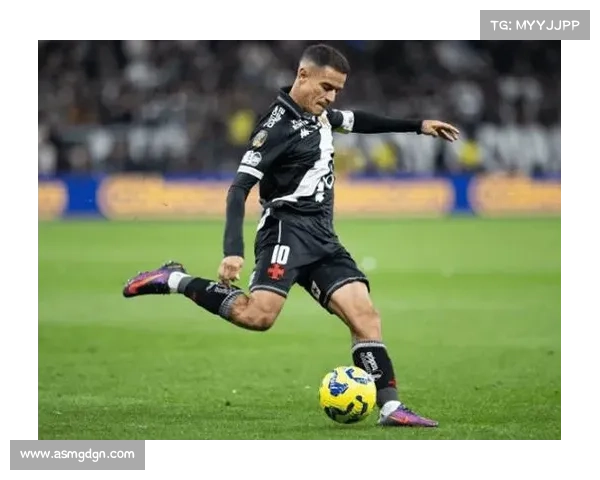 巴西超级杯库蒂尼奥技术分析:掌控比赛节奏与创造机会的艺术 巴西超级杯库蒂尼奥技术分析:掌控比赛节奏与创造机会的艺术